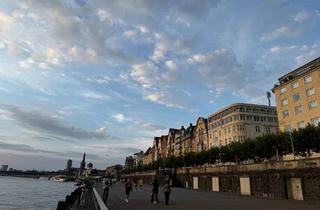 Wohnung kaufen in 40474 Düsseldorf, Düsseldorf - Provisionsfrei* Golzheim - wegen Auswanderung direkt vom Eigentümer sanierte 4 Zi-Wohnung mit hochwertiger Küche