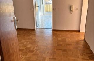 Haus kaufen in 74366 Kirchheim, Kirchheim am Neckar - Exklusives 3-Zimmer Penthouse mit Terrasse und Balkon, von Privat
