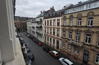 Wohnung kaufen in 65185 Wiesbaden, Wiesbaden - Top 3-ZKBW Altbau in Wiesbaden Mitte provisionsfrei zu verkaufen