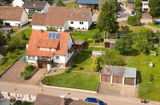 Einfamilienhaus kaufen in 78598 Königsheim, Königsheim - Einfamilienhaus mit 50 qm Werkstatt und 3 Garagen