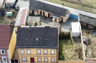 Mehrfamilienhaus kaufen in 14943 Luckenwalde, Luckenwalde - Kleines Mehrfamilienhaus mit 3 Einheiten, nahe dem Bahnhof und mit Ausbaupotential, 5,1 % Rendite