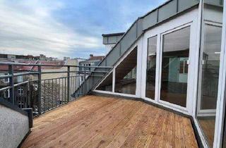 Wohnung kaufen in Mommsenstraße 33, 10629 Berlin, Berlin - helles Dachdgeschoss im ruhigen Seitenflügel mit 2 Terrassen und Wintergarten