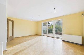 Haus kaufen in 86916 Kaufering, Kaufering - Reihenmittelhaus im Dornröschenschlaf