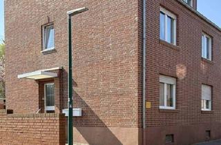 Mehrfamilienhaus kaufen in 50354 Hürth, Hürth - Mehrfamilienhaus + Garagen + 747 m² großes Grundstück zu verkaufen