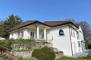 Einfamilienhaus kaufen in 79539 Lörrach, Lörrach - Gepflegtes Einfamilienhaus in Traumlage mit herrlicher Aussicht in Lörrach-Tüllingen