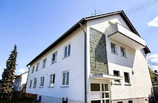 Wohnung kaufen in 76189 Karlsruhe, Karlsruhe - Großzügige Dachgeschosswohnung mit Balkon & viel Licht