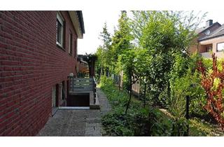 Einfamilienhaus kaufen in 48155 Münster, Münster - Freistehendes Einfamilienhaus mit Einliegerwohnung und Ausbaupotenzial in Mauritz-Ost