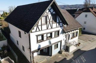 Doppelhaushälfte kaufen in 78343 Gaienhofen, Gaienhofen-Hemmenhofen - Nur wenige Meter zum See - Doppelhaushälfte EFH mit Laden- Atelierfläche - bezugsfrei