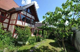 Haus kaufen in 78464 Konstanz, Konstanz - Denkmalobjekt mit 8 WE in bester Lage von Konstanz-Königsbau - ca. 200 m² weitere Wfl. möglich