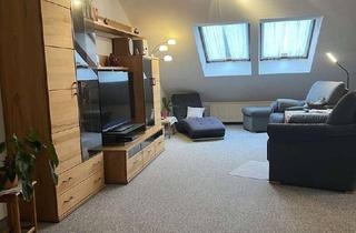 Wohnung kaufen in Am Bach 15, 91091 Großenseebach, Helle 2-Zimmer Dachgeschosswohnung in Großenseebach mit großem Balkon - BITTE KEINE MAKLERANFRAGEN