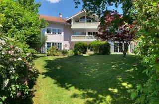 Wohnung kaufen in Hochplattenstraße, 83093 Bad Endorf, Großzügige DG-Wohnung am Ortsrand Bad Endorfs– viel Raum für individuelle Wohnkonzepte