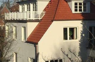 Wohnung kaufen in 22605 Othmarschen, Othmarschen- klassisches Wohnen im 20er Jahre Haus