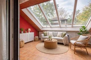 Wohnung kaufen in 13587 Spandau, 4-Zimmer-Dachgeschosswohnung in ruhiger Lage nahe Spandauer Forst