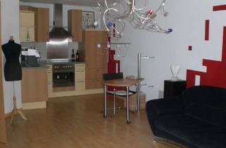 Wohnung mieten in 89291 Holzheim, Neu-Ulm-Holzheim: Helle 2 Zimmer Wohnung mit EBK, SW Balkon und Garage