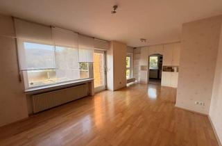 Wohnung mieten in 35630 Ehringshausen, Lichtdurchflutete 3-Zimmer-Wohnung mit Dachterrasse im Zweifamilienhaus – ruhige Lage & Stellplatz