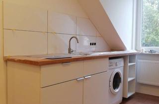 Wohnung mieten in Bürgermeister Fuchs Str. 43, 68169 Neckarstadt, Stilvolle 2,5-Zimmer-DG-Wohnung in Mannheim