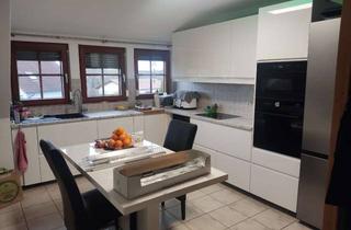 Wohnung mieten in Am Rathaus, 97348 Rödelsee, 3 ZW Rödelsee 92 qm incl. Keller und Stellplatz