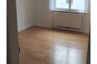 Wohnung mieten in 73733 Esslingen, Helle 3-Zimmer Wohnung im 1. OG mit Minibalkon ruhiger Lage