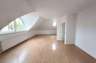 Wohnung mieten in 67454 Haßloch, Dachgeschosswohnung mit Westbalkon und TG-Stellplatz