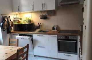 Wohnung mieten in 68167 Neckarstadt, Schöne 3 Zimmer Altbauwohnung mit große Wohnküche - ideal für Studenten WG