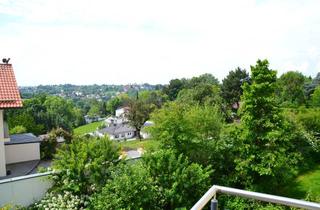 Wohnung mieten in Moniberg 84a, 84028 Peter und Paul, Stilvolle, neuwertige 3-Zimmer-Dachgeschosswohnung mit 2 Balkonen in Landshut's TOP Lage
