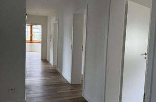 Wohnung mieten in Konrad-Adenauer-Straße 56, 35745 Herborn, Erstbezug nach Komplettsanierung: 4-Zimmer-Whg. mit Balkon in bester Lage von Herborn