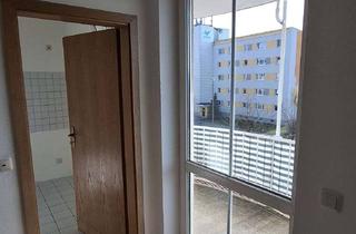 Wohnung mieten in Bertolt-Brecht-Straße 1a, 08412 Werdau, 1-Zimmer-Wohnung mit Ballkon zu vermieten