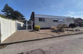 Haus kaufen in Schürenweg 68, 41063 Eicken, „Charmanter Bungalow in Bestlage am Bökelberg mit großem Garten & Pool“