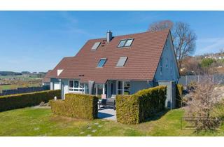 Haus kaufen in Beim Kellerhaus, 95463 Bindlach, Bindlacher Bestlage mit einzigartigem Fernblick: Stilvoll modernisiertes 2001er EFH mit ELW & Pool!
