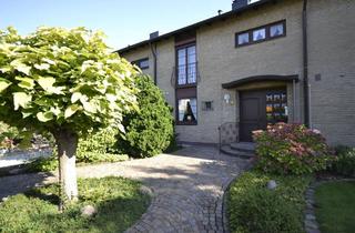 Reihenhaus kaufen in 51377 Steinbüchel, Außergewöhnlich gepflegtes Reihenhaus mit schöner Sonnenterrasse, Garten, Garage, PROVISIONS-FREI!