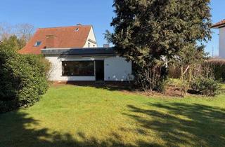 Haus kaufen in 31515 Wunstorf, Ihr neues IMMOBILIEN QUARTIER: KLEINE PERLE! Ebenerdiger 2-Zi. Bungalow auf traumhaften Grundstück