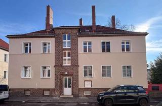 Mehrfamilienhaus kaufen in Eugen-Schönhaar-Straße 17, 06132 Silberhöhe, Freistehendes Mehrfamilienhaus mit Gestaltungspotenzial perfekt für Kapitalanleger oder Aufteiler!