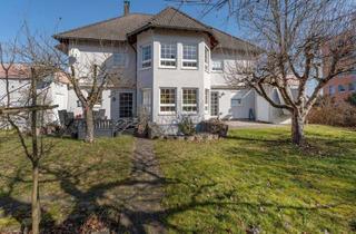 Haus kaufen in 90518 Altdorf, Exklusives 3 Familien Haus in bester Lage von Altdorf
