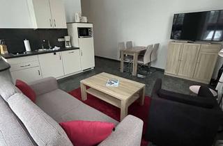 Wohnung kaufen in Stechlinseestraße 11, 16775 Stechlin, 3-Zi Eigentumswohnung und Ferienimmobile umgeben v. zauberhafter Natur und Seen - Rollstuhl geeignet