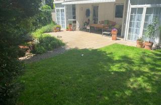 Wohnung kaufen in Letzter Hasenpfad 93a, 60598 Sachsenhausen, Exklusive 5-Zimmer Wohnung mit 162 m² in Frankfurt Sachsenhausen-Süd von privat an privat.