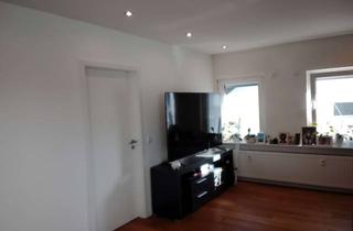 Wohnung kaufen in 64560 Riedstadt, schöne kernsanierte 4 Zimmer ETW...eigener Garten...PKW-Stellplatz...große Gauben...