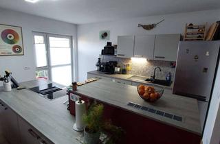 Wohnung mieten in Luise-Zietz-Straße 116, 12683 Biesdorf, Helle 2,5-Zimmer Wohnung im 2. OG mit Balkon in Biesdorf (Marzahn)