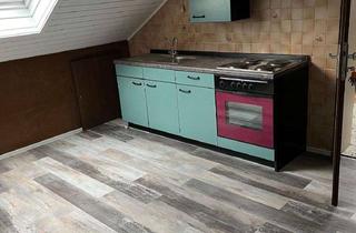 Wohnung mieten in Stuttgarterstr. 10, 78727 Oberndorf, Neu sanierte 2,5-Zimmer-DG-Wohnung mit EBK