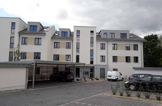 Wohnung mieten in Gievitzer Straße 97, 17192 Waren, Helle 2,5-Zimmer Wohnung im 2. OG mit Balkon und Blick auf den Melzer See in Waren (Müritz)