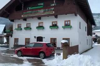 Bauernhaus kaufen in 83080 Oberaudorf, Oberaudorf - 2-Familien-Haus im Landhausstil in Erl