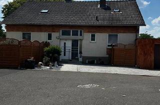 Haus kaufen in 97499 Donnersdorf, Donnersdorf - Haus mit 2 Wohneinheiten und Garten - ideal für Mehrgenerationen