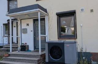 Reihenhaus kaufen in 21629 Neu Wulmstorf, Neu Wulmstorf - Modernisiertes Reihenhaus (Klasse B) mit Wärmepumpe & neuem Bad