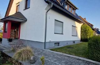 Einfamilienhaus kaufen in 37671 Höxter, Höxter - Freistehendes Einfamilienhaus mit großem Grundstück in Fürstenau