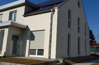 Haus kaufen in 23966 Wismar, Wismar - Neubau DHH, 5 Zimmer, 6 möglich!