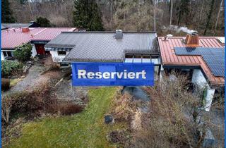 Doppelhaushälfte kaufen in 78224 Singen, Singen - Bezugsfreies, großzügiges Wohnhaus in ruhiger Waldrandlage von Singen mit Doppelgarage.