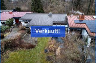 Doppelhaushälfte kaufen in 78224 Singen, Singen - Bezugsfreies, großzügiges Wohnhaus in ruhiger Waldrandlage von Singen mit Doppelgarage.