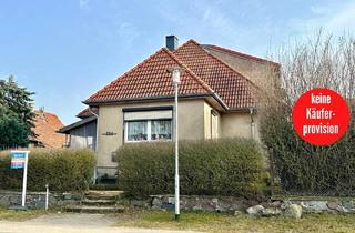 Einfamilienhaus kaufen in 17094 Burg Stargard, Burg Stargard - HORN IMMOBILIEN ++ Doppelhaushälfte mit großem Grundstück in Burg Stargard Quastenberg