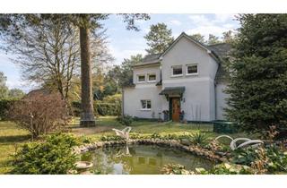 Einfamilienhaus kaufen in 15741 Bestensee, Bestensee - Wohntraum auf 2.572 m² Grundstück - Mehrgenerationenhaus mit Einliegerwohnung & 3 neuen Bädern - jetzt besichtigen!