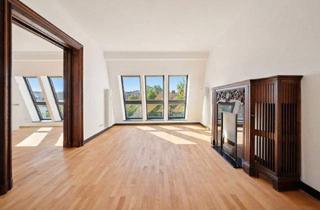 Wohnung kaufen in Kurfürstendamm, 10623 Berlin, Berlin - Sonnige Dachgeschosswohnung mit Terrasse, ~ 150 m vom Kurfürstendamm