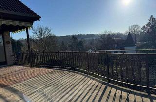 Haus kaufen in 37520 Osterode, Osterode am Harz - *Ansprechendes 3-Fam.-Haus mit schöner Aussicht und Doppelgarage in beliebter Lage*